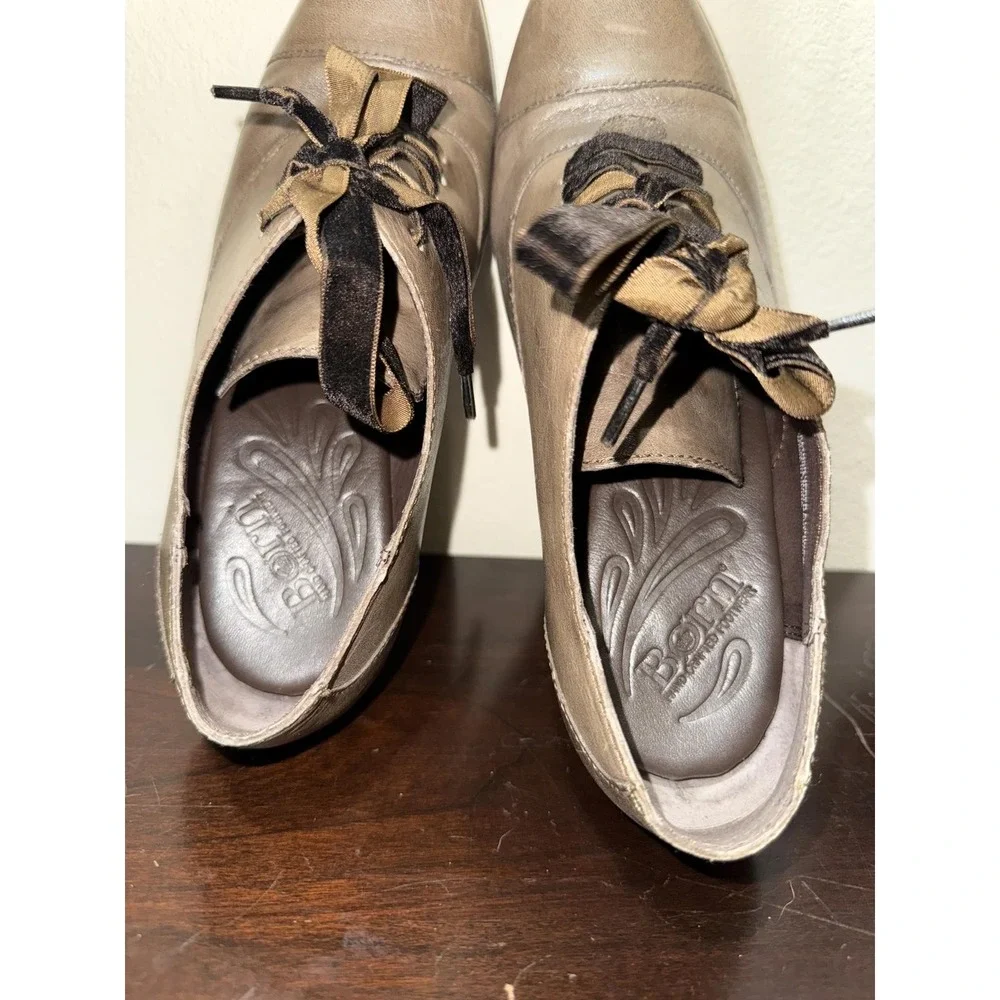Stylish Born Brown High Heels‎ with Lace-Up Detail size 8